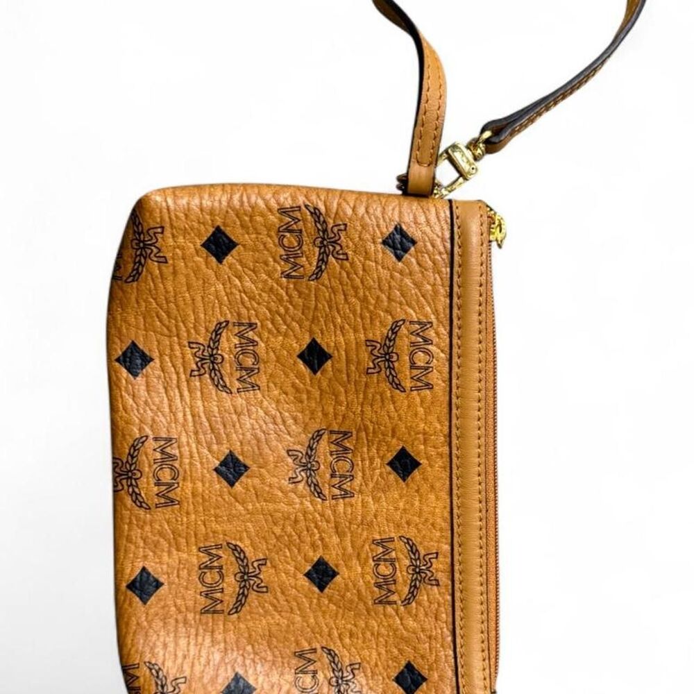 Mcm Women's Brown and Tan Wallet-purses